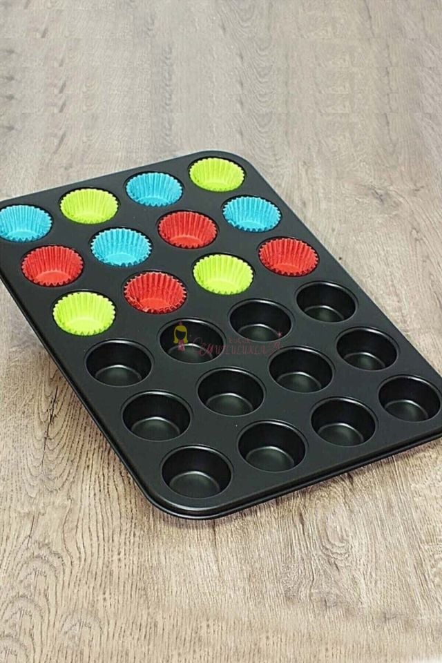 Muffin Kalıbı 24'lü Cupcake Kapsülü Fırın Mini Kek Browni Kekstra Kurabiye Kalıbı